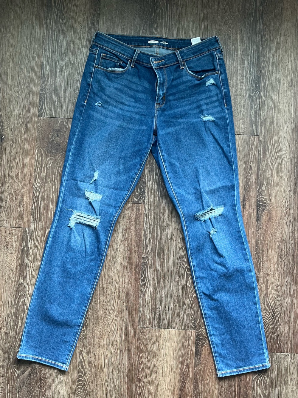 Old Navy Women's Dark Blue Distressed Skinny Jeans